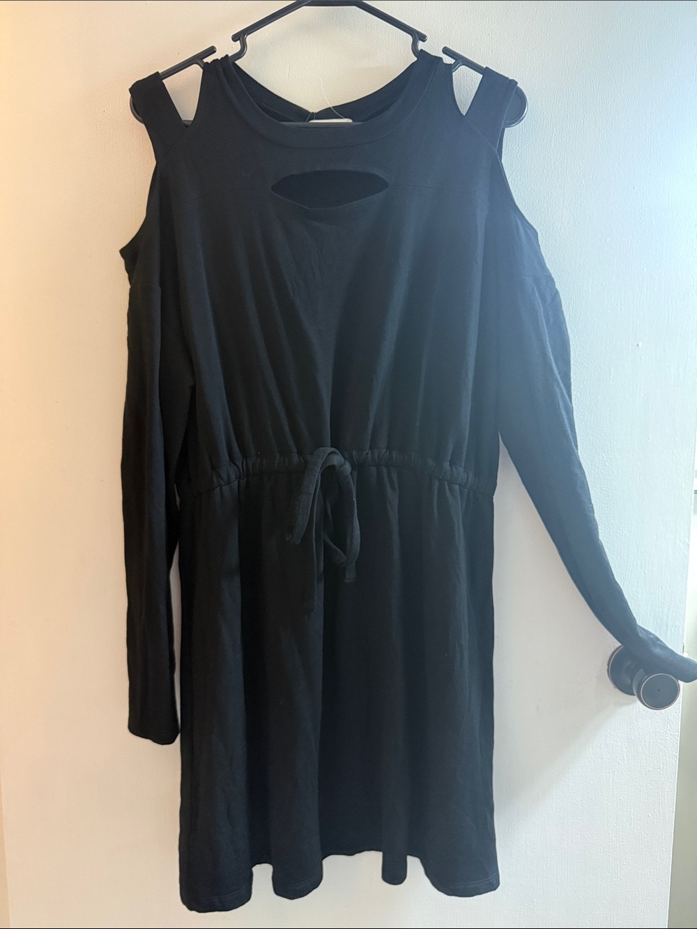 LNA Black Cold-Shoulder Long Sleeve Drawstring Dress